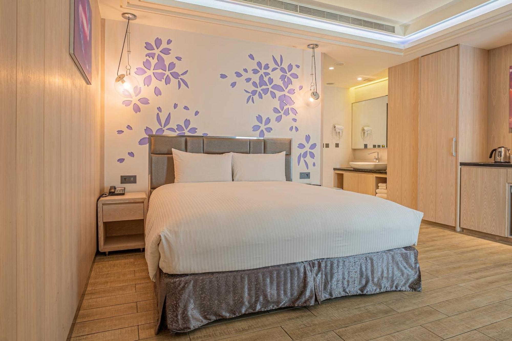Guide Hotel Taichung Ziyou Exterior foto